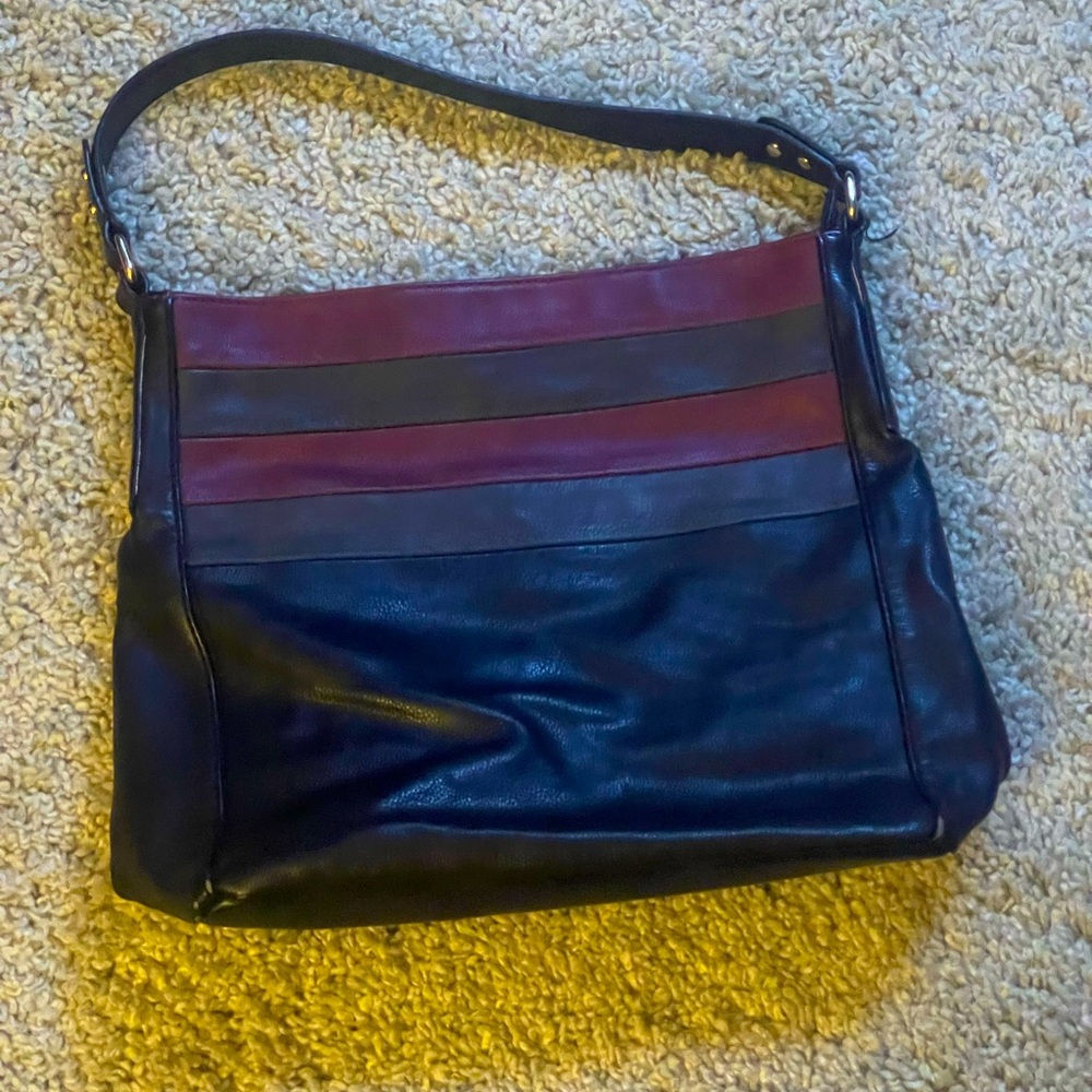 Women’s purse.